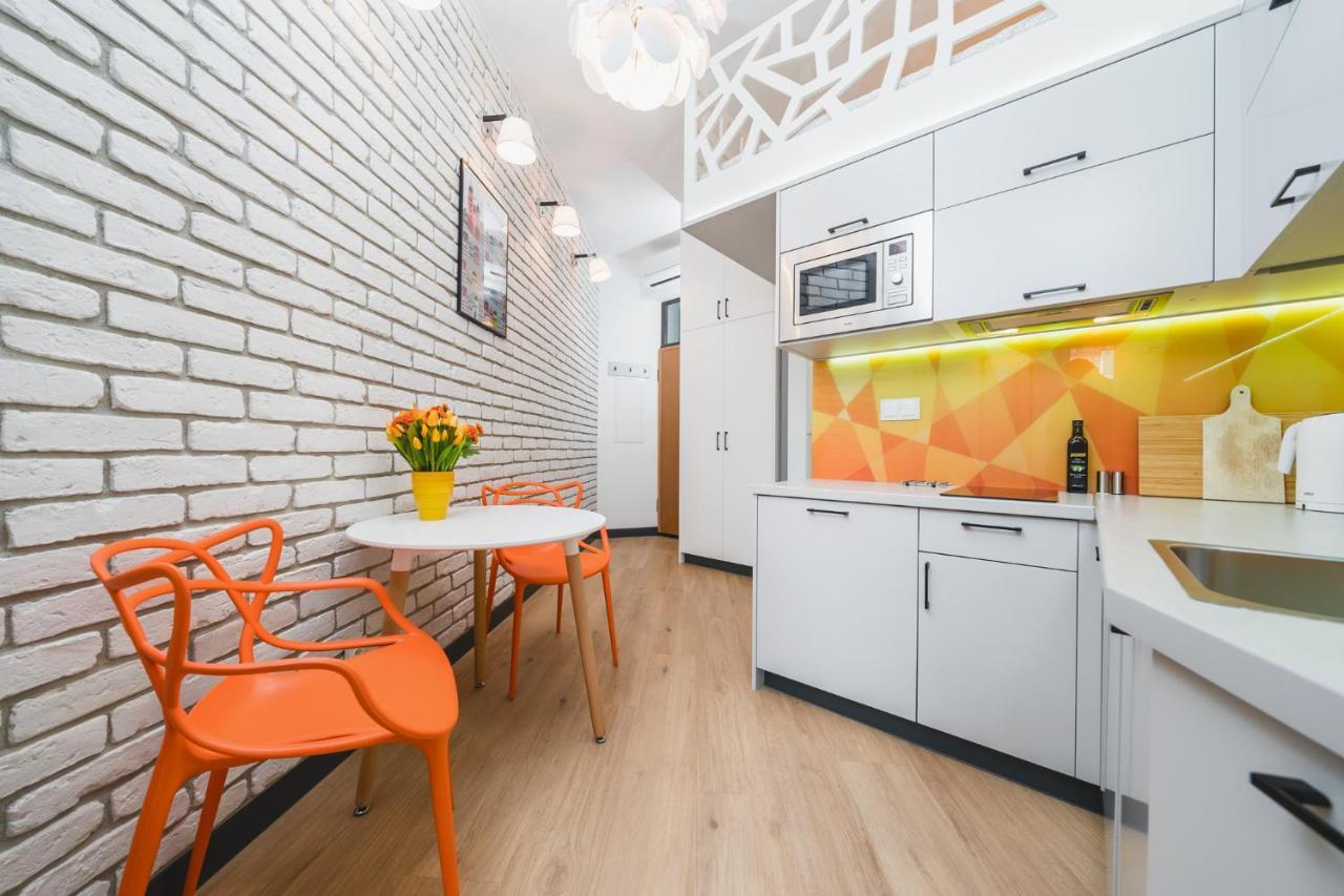Modern, Well Organised Place In City Centre By Homeclick Краків Екстер'єр фото